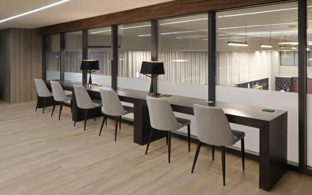 Holiday Inn Hotel and Suites Mexico Felipe Angeles Airport by IHG