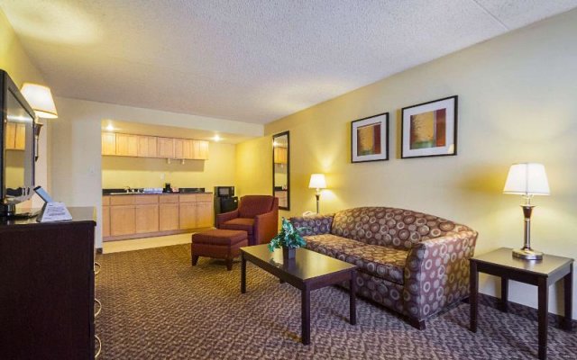 Best Western N.E. Mall Inn And Suites