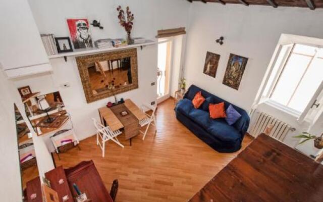 Campo De'Fiori Apartment