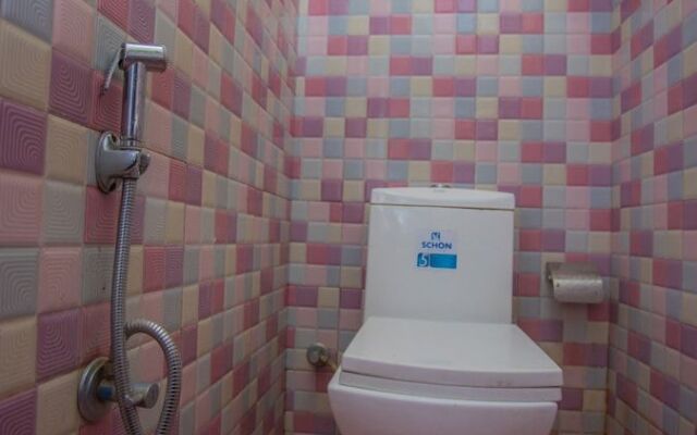 OYO 296 Subine Guest Inn