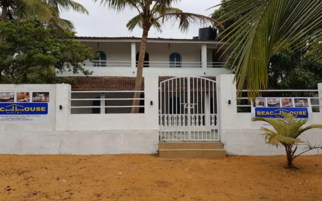 Beach House Hotel
