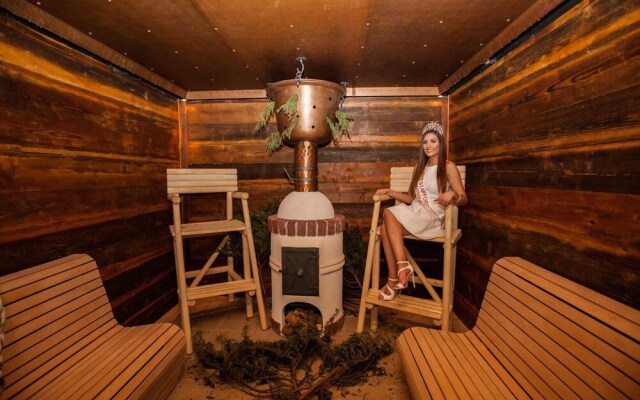 Three Horseshoes Country Inn and Spa