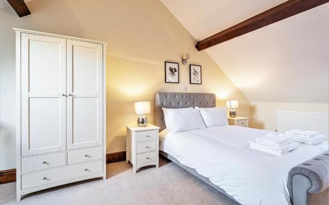 The Cottage in Chester, Sleeps 6 with FREE Parking