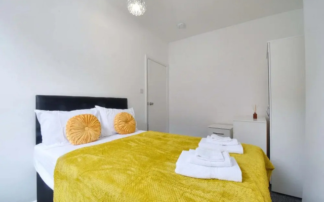 Host Stay Church Drive