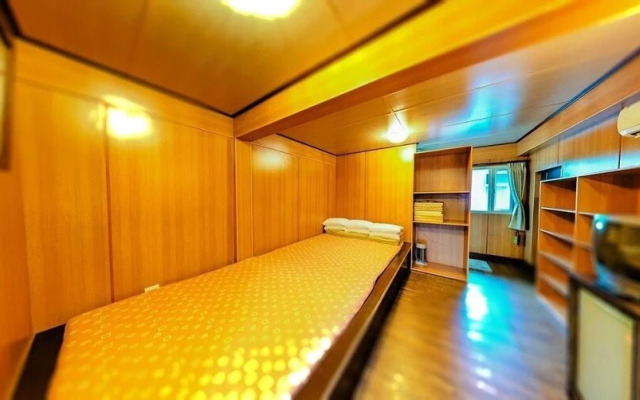 Sun Lu Holiday Homestay