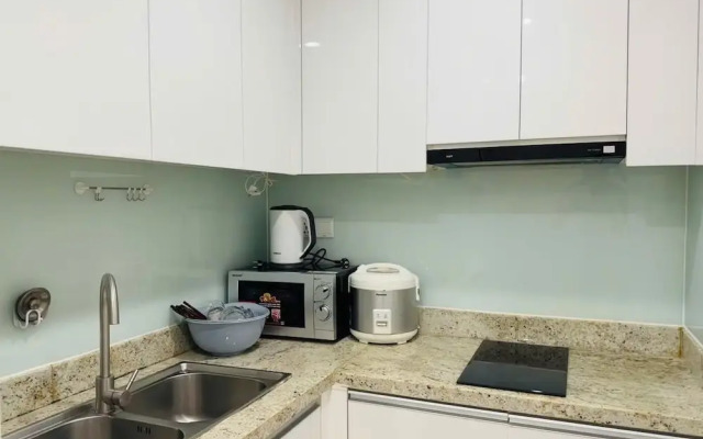 Gold Coast Apartment