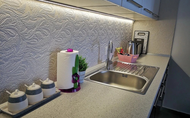 Lavander One Bedroom Apartment -29