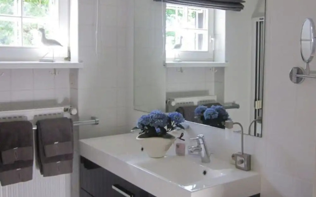 Holiday Apartment Garden Suite