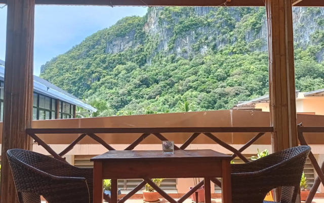 One El Nido Suite