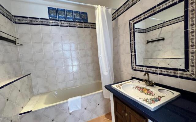 Villa 5 beds with private pool near Estepona - 5007