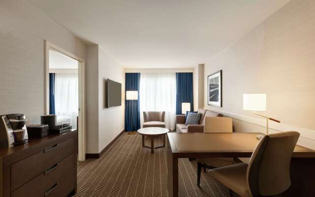 Embassy Suites Boston Logan Airport