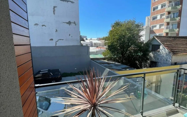 Departamento Moderno - Equipado y Con Cochera Privada