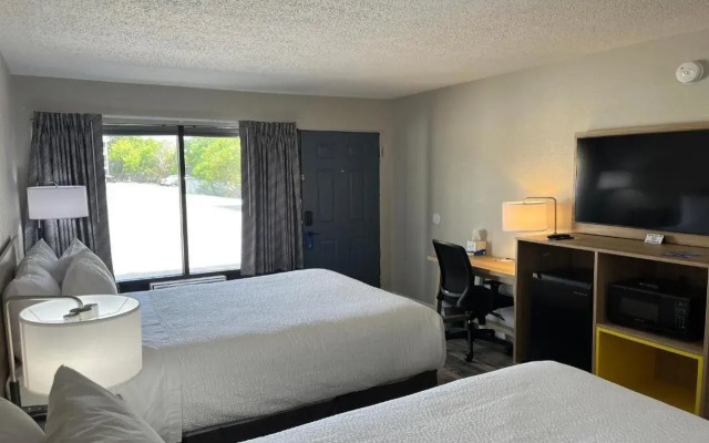 Days Inn by Wyndham Branson Ozarks