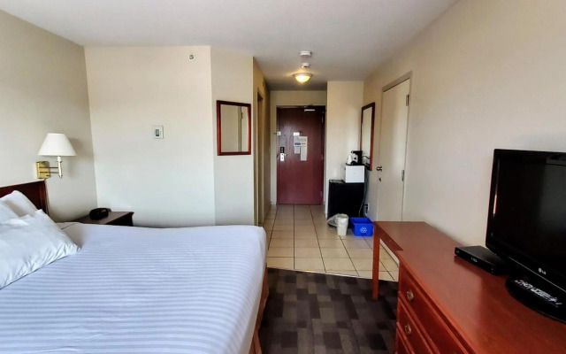 Travelodge by Wyndham Stony Plain