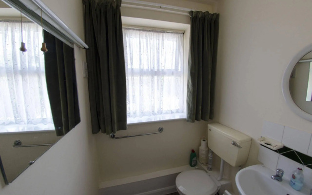 Oakwood B&B Heathrow