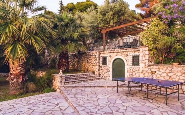 Villa Niriis