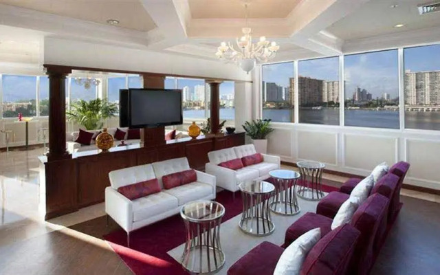 Miami Apartments by Rainbow Global