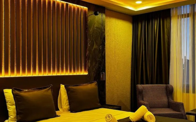 Royal Escape Hotel