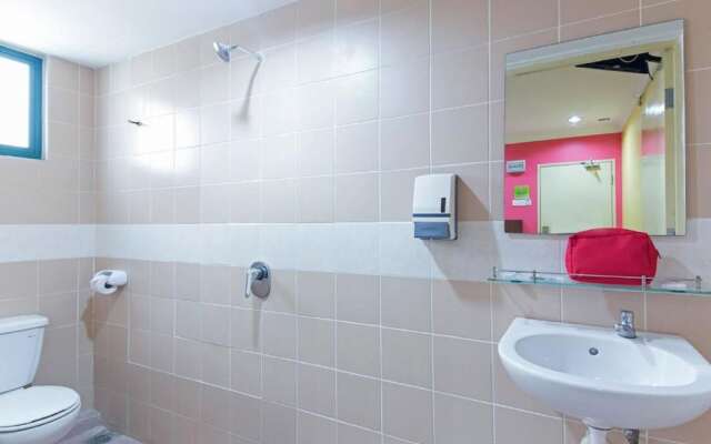 ZEN Rooms Basic Jalan PJS 8