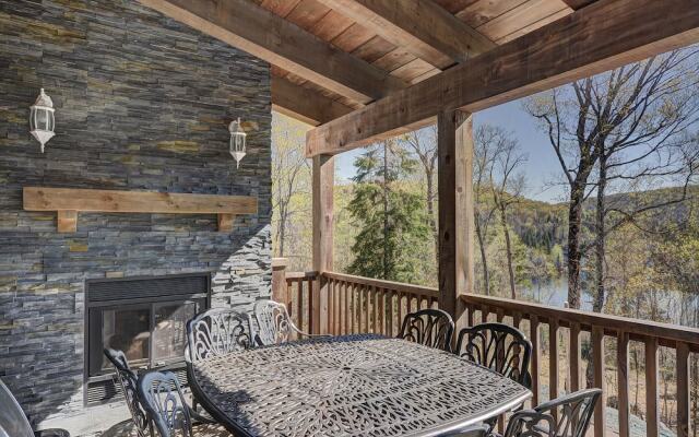Chalet Azure