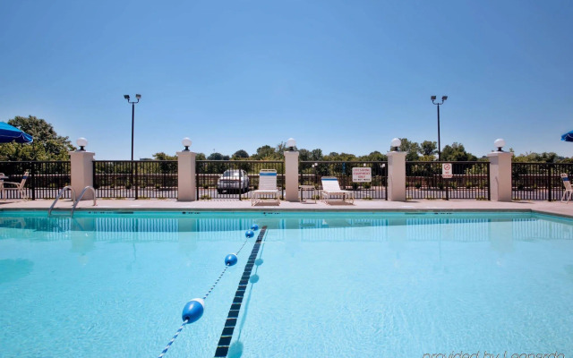 Holiday Inn Express Danville by IHG