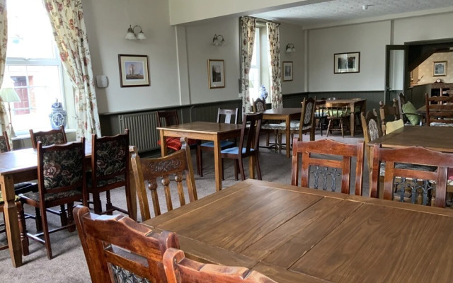 Red Lion Inn Partney