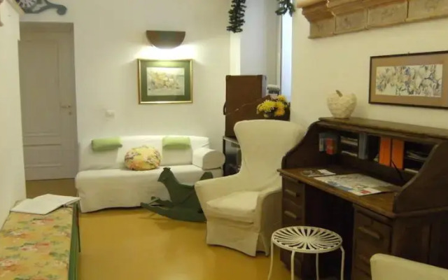 Elizabeth Bed  Breakfast