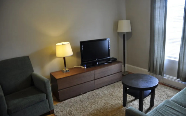 Moncton Suites - 267 Universite Ave