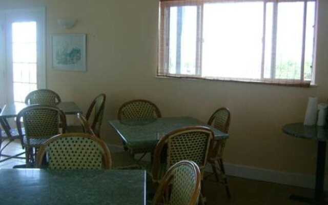 Greenwich Creek Lodge