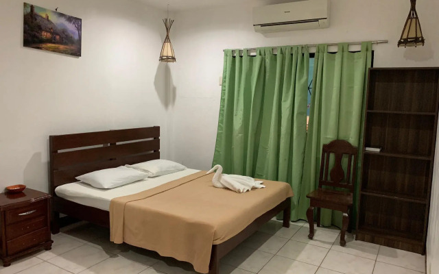 New Eve's Kiosk Dive Resort