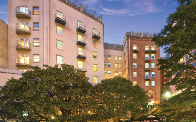Club Wyndham Riverside Suites