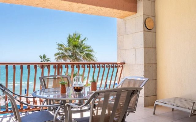 Sandy Feet Retreat Haven Oceanfront Condo