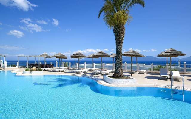 Dimitra Beach Hotel & Suites