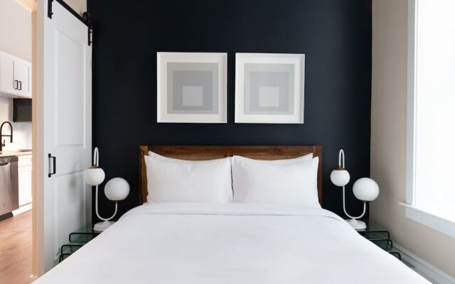 Sonder by Marriott Bonvoy Jewelers Row Apartments Millenium Park