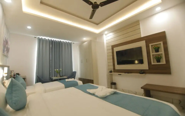 Paarth Grand
