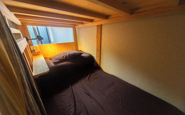 Fukuoka Guesthouse CAMP