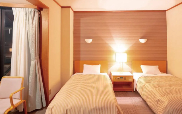 Villa Inawashiro – Guest Rooms – Inawashiro
