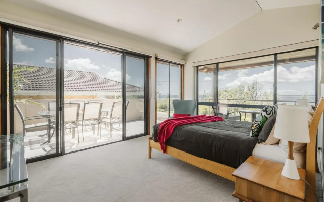 Oasis on the Beach :: Jervis Bay Rentals