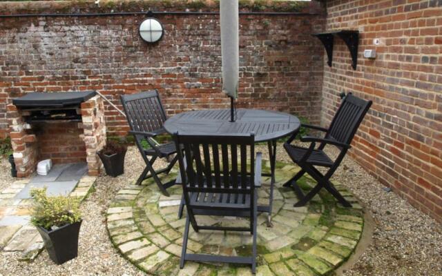 The Courtyard at Lodge Farm