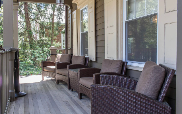 The Peacock Inn, an Ascend Collection Hotel