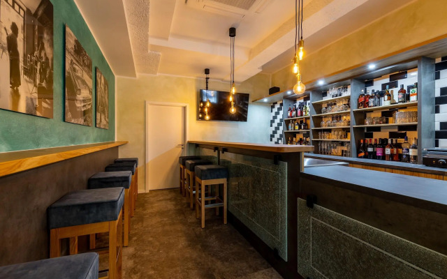 Trip Inn Living & Suites