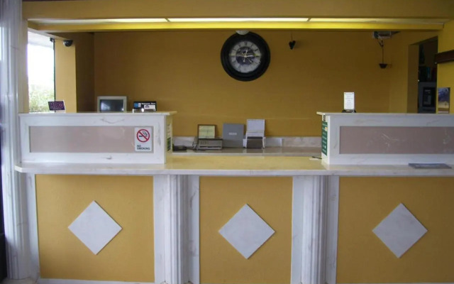 Western Inn Suites