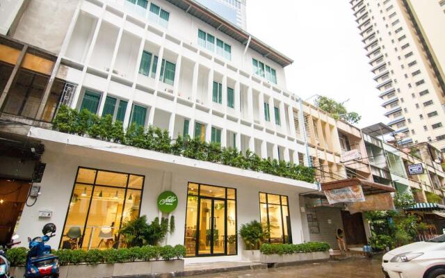 Folk Poshtel Asok