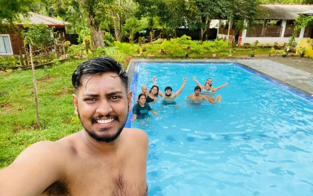 Suriya cottage Habarana