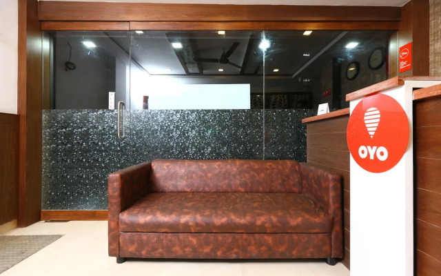 OYO 6626 Khaleej Residency