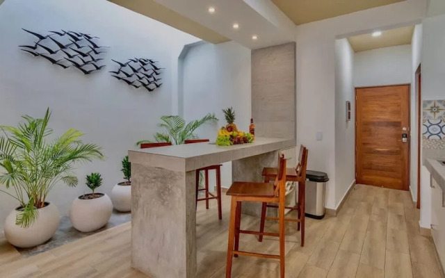 3br. Exclusive TH W/spacious Roof & Private Pool