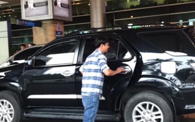 AirAnC 602 - Free Airport Shuttle