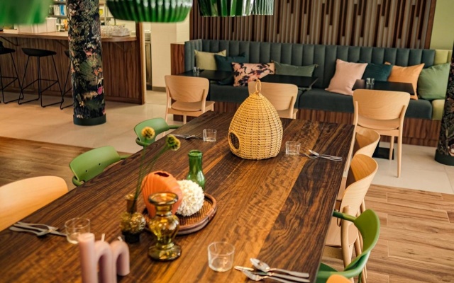 LIVE Hotels Bordeaux Lac