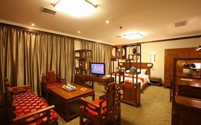 Cien Hotel