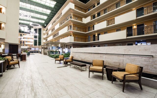 Embassy Suites by Hilton Memphis East Germantown Area